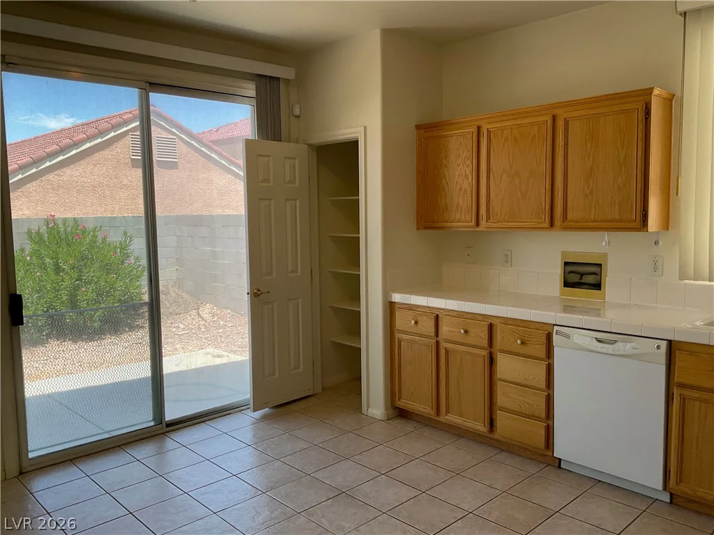 8812 Happy Pines, Las Vegas, NV 89143
