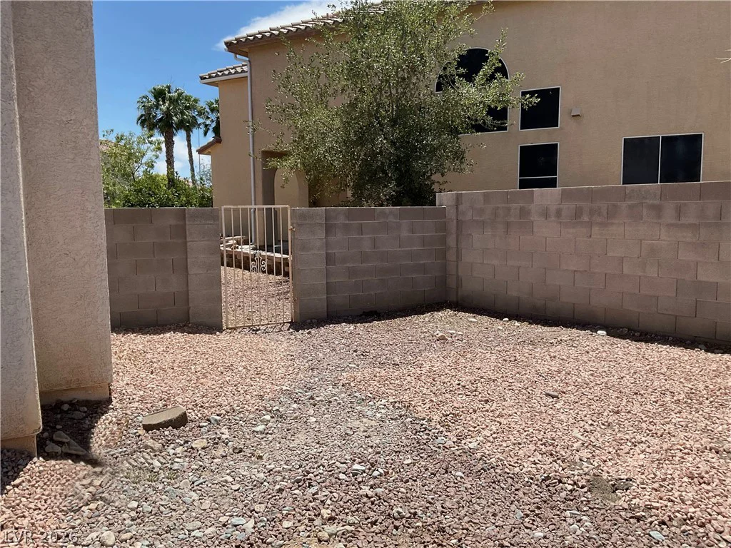 8812 Happy Pines, Las Vegas, NV 89143