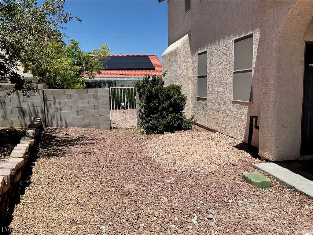 8812 Happy Pines, Las Vegas, NV 89143