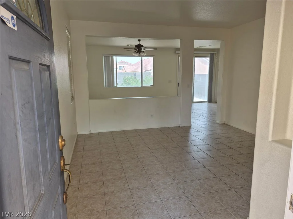 8812 Happy Pines, Las Vegas, NV 89143