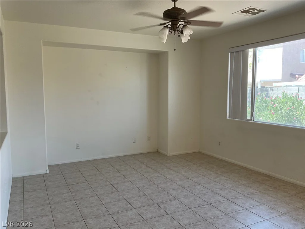 8812 Happy Pines, Las Vegas, NV 89143
