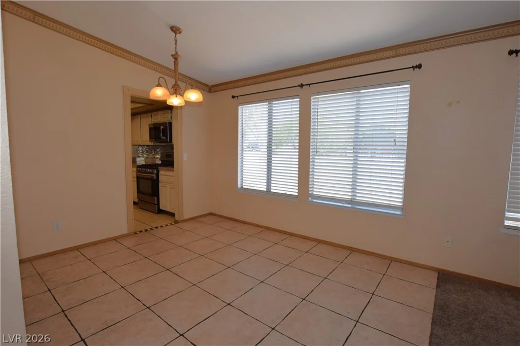 3607 Edinburgh, Las Vegas, NV 89103