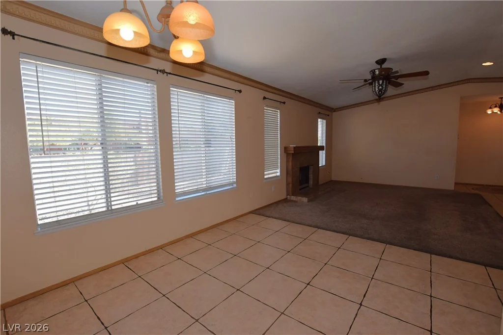 3607 Edinburgh, Las Vegas, NV 89103