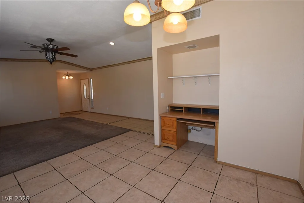 3607 Edinburgh, Las Vegas, NV 89103