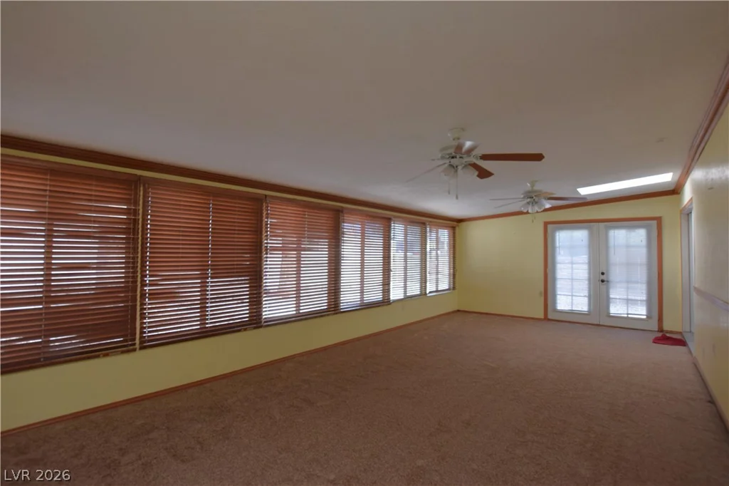 3607 Edinburgh, Las Vegas, NV 89103