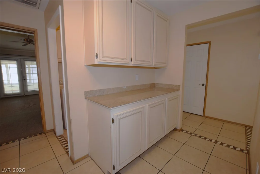 3607 Edinburgh, Las Vegas, NV 89103