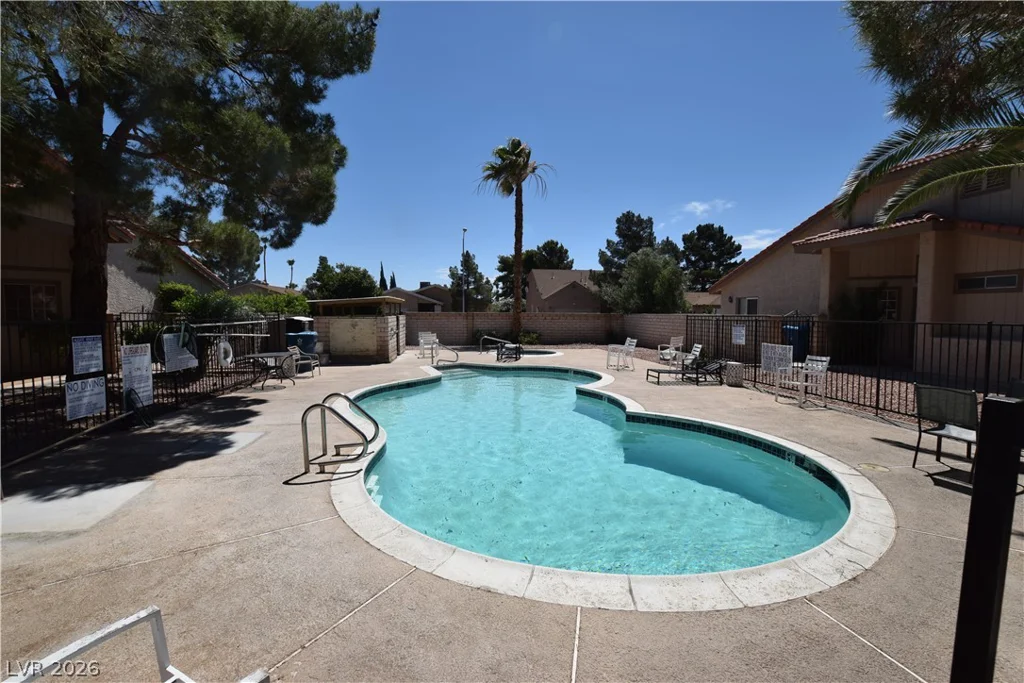 3607 Edinburgh, Las Vegas, NV 89103