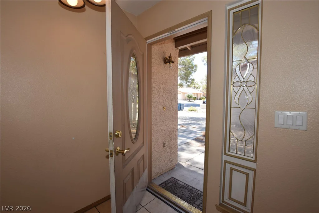 3607 Edinburgh, Las Vegas, NV 89103