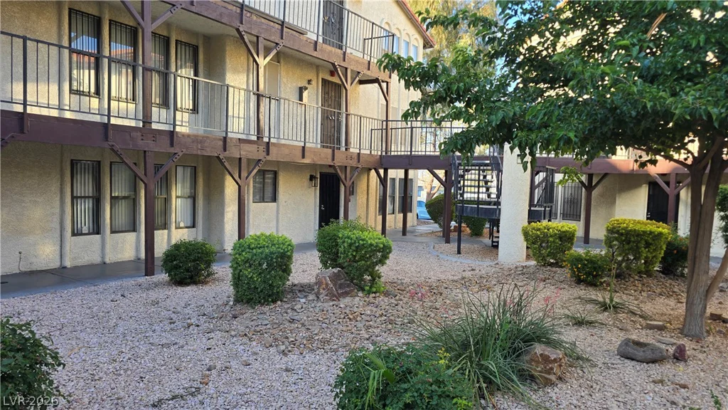 2080 Karen, Las Vegas, NV 89169