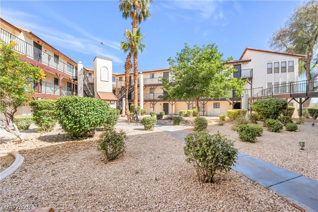 2080 Karen, Las Vegas, NV 89169