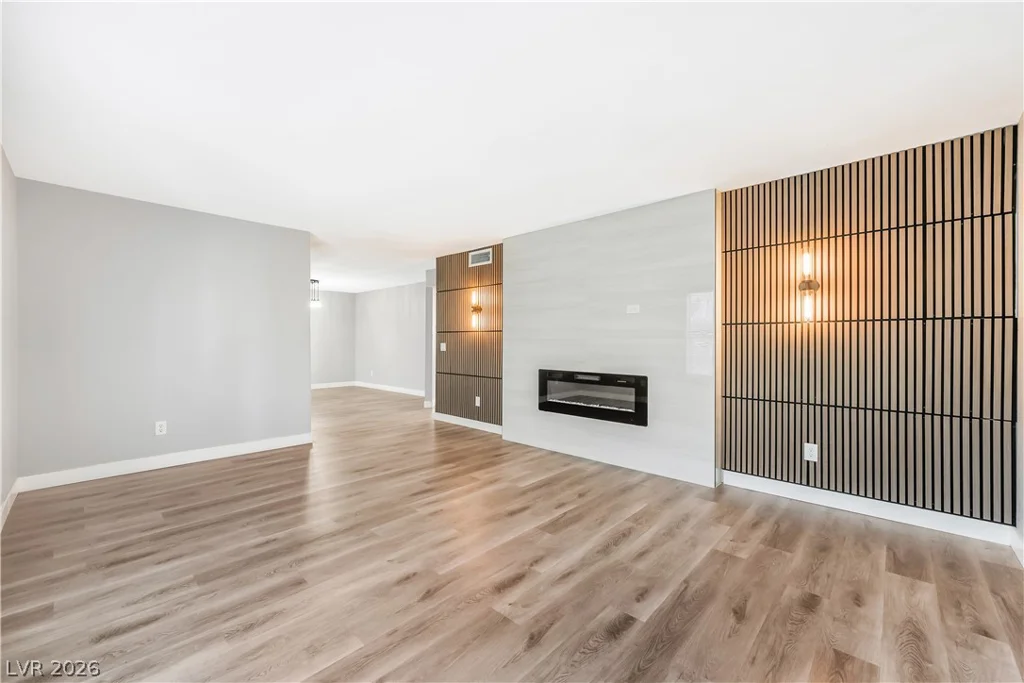 2080 Karen, Las Vegas, NV 89169