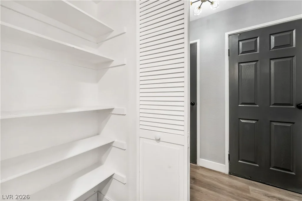 2080 Karen, Las Vegas, NV 89169