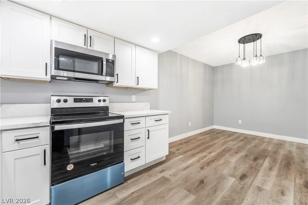 2080 Karen, Las Vegas, NV 89169