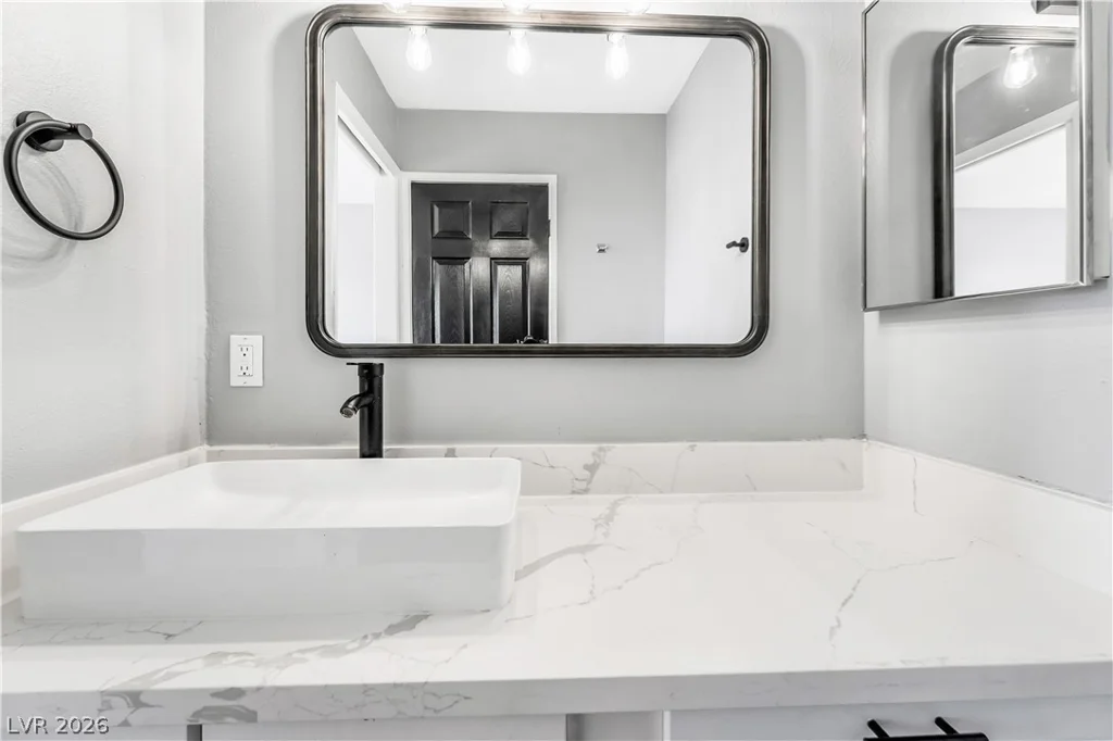 2080 Karen, Las Vegas, NV 89169