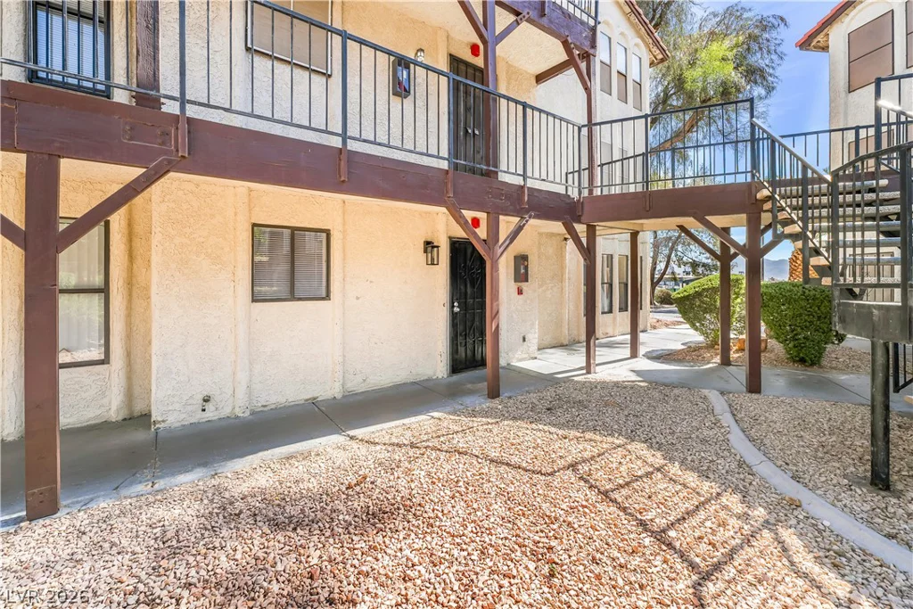 2080 Karen, Las Vegas, NV 89169