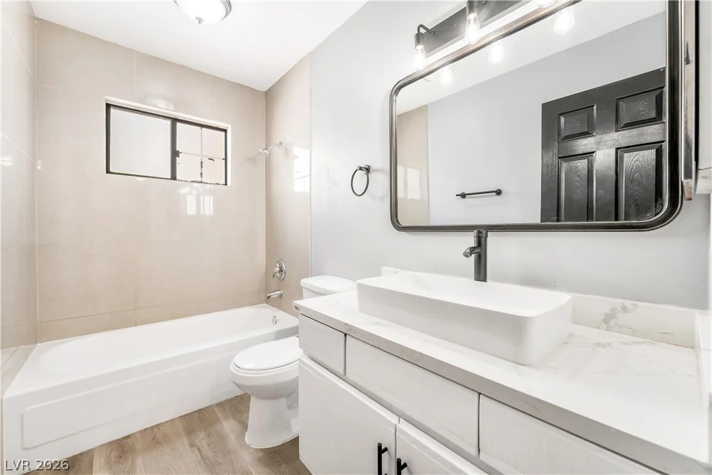 2080 Karen, Las Vegas, NV 89169