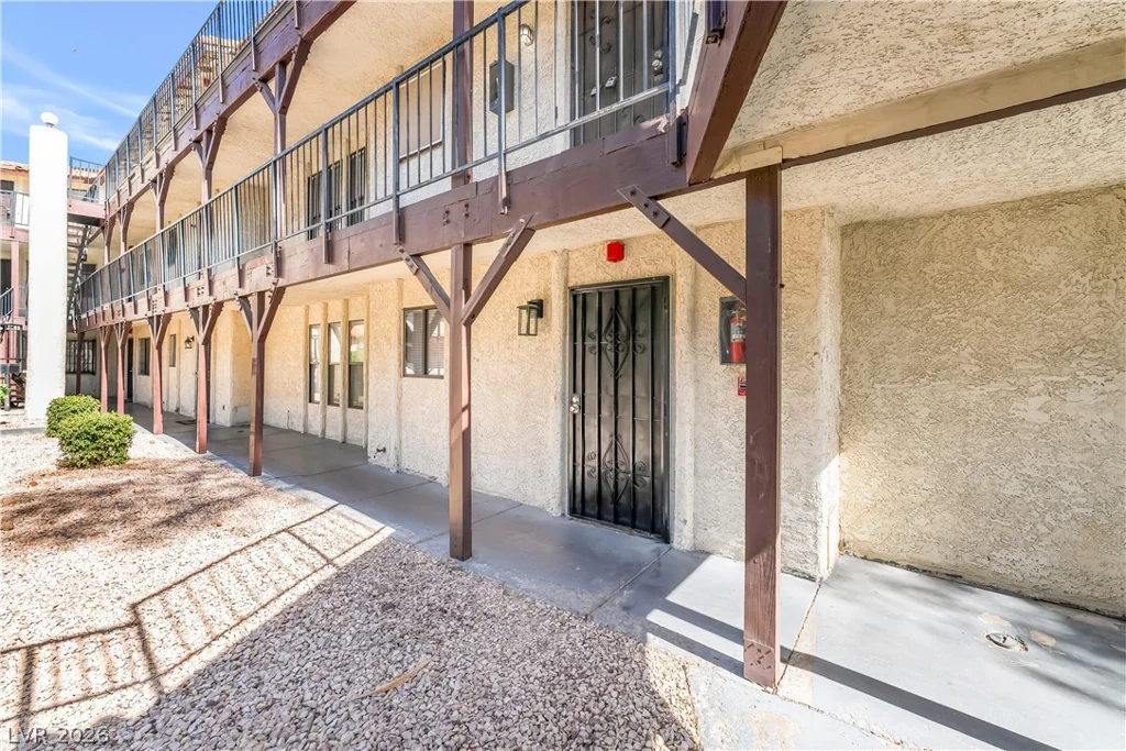 2080 Karen, Las Vegas, NV 89169