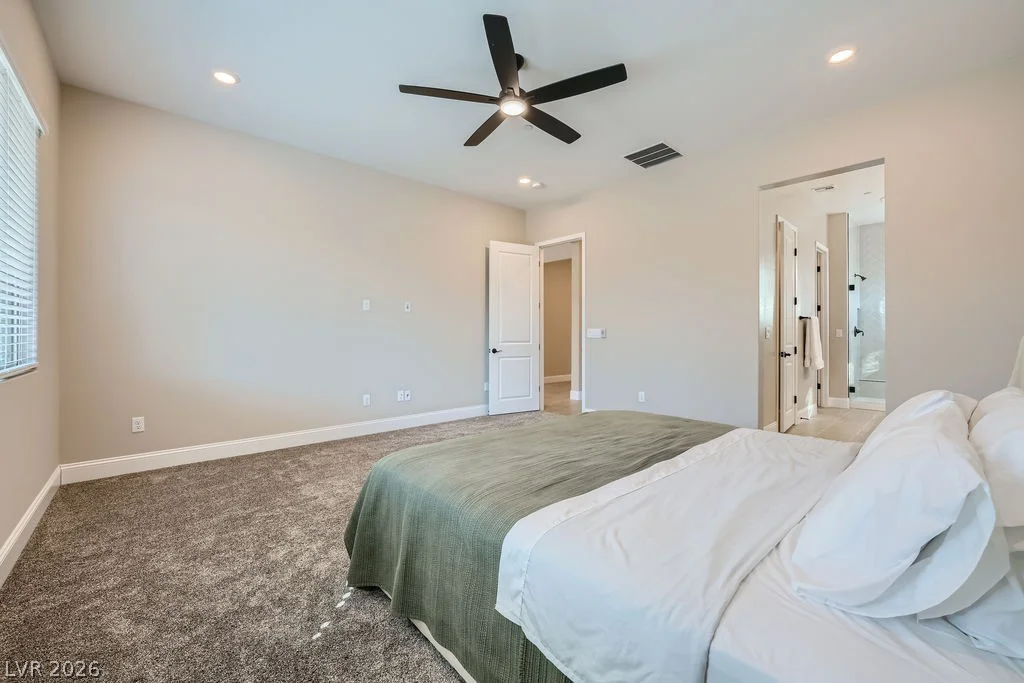 10049 Auburn Rose, Las Vegas, NV 89143