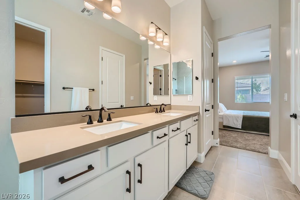 10049 Auburn Rose, Las Vegas, NV 89143