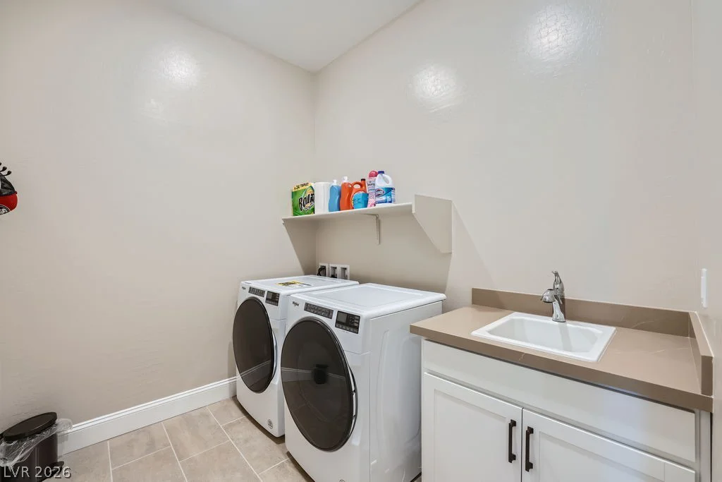 10049 Auburn Rose, Las Vegas, NV 89143