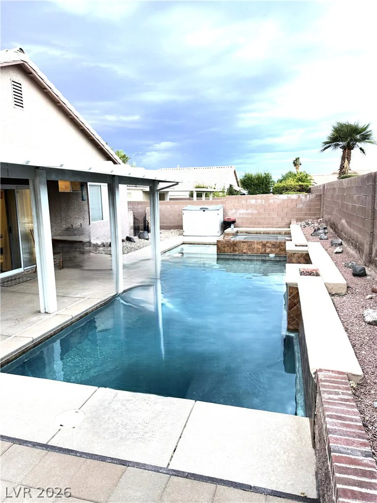1367 Sun Pillars, Henderson, NV 89014