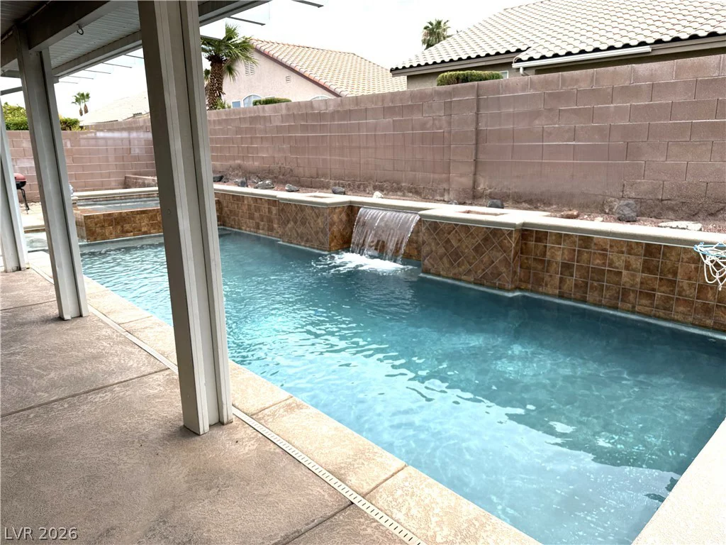 1367 Sun Pillars, Henderson, NV 89014