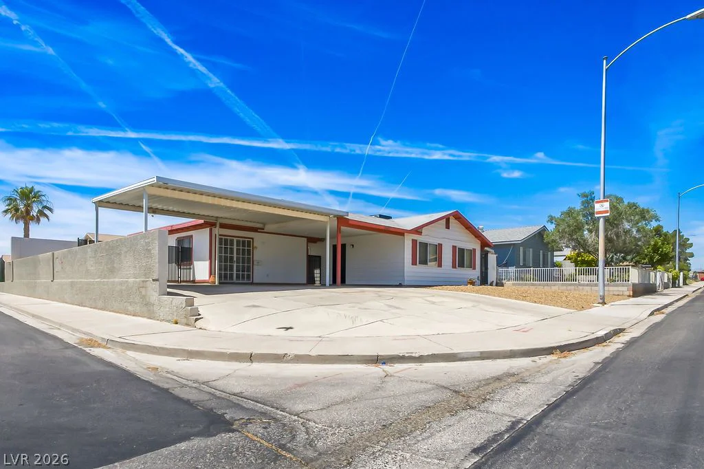 5153 San Rafael, Las Vegas, NV 89122