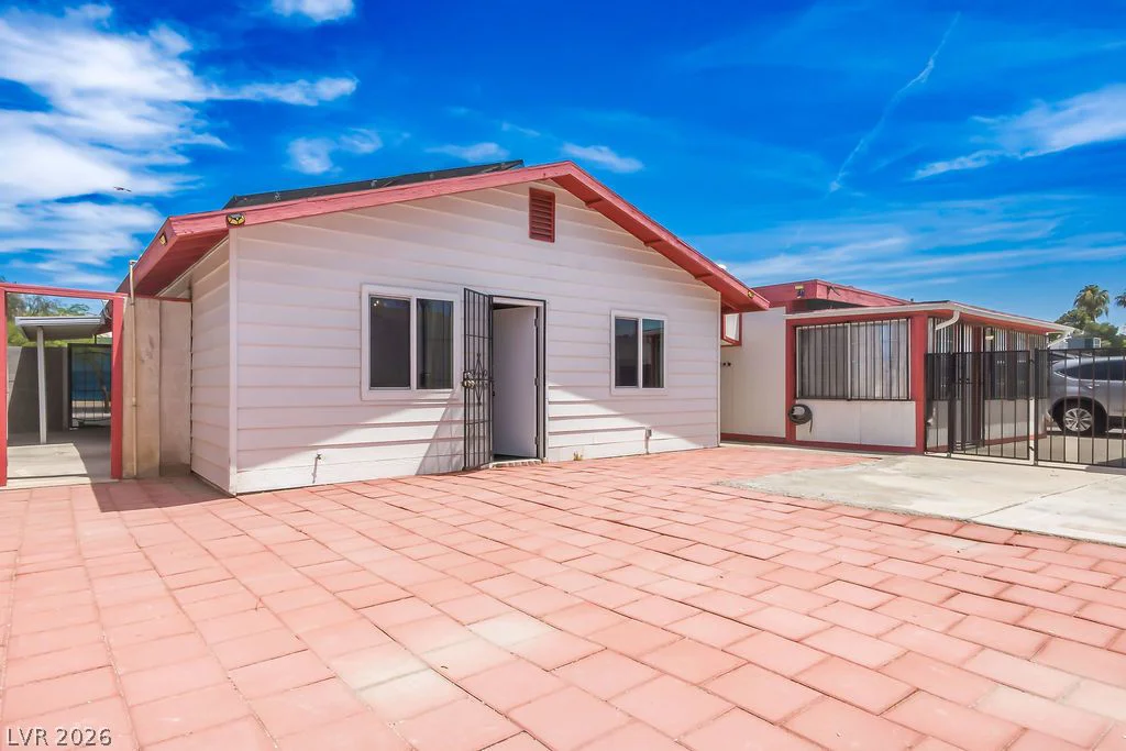 5153 San Rafael, Las Vegas, NV 89122