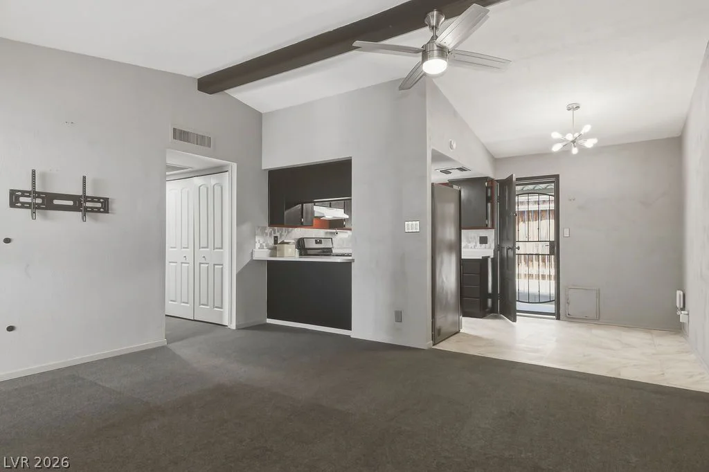 5153 San Rafael, Las Vegas, NV 89122