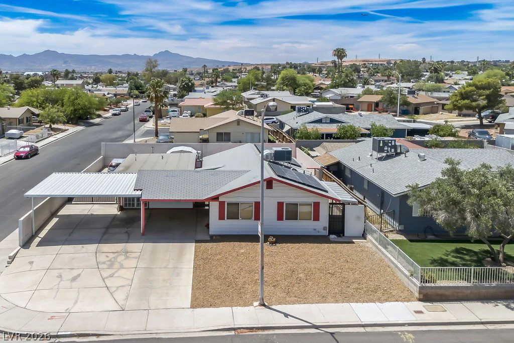 5153 San Rafael, Las Vegas, NV 89122