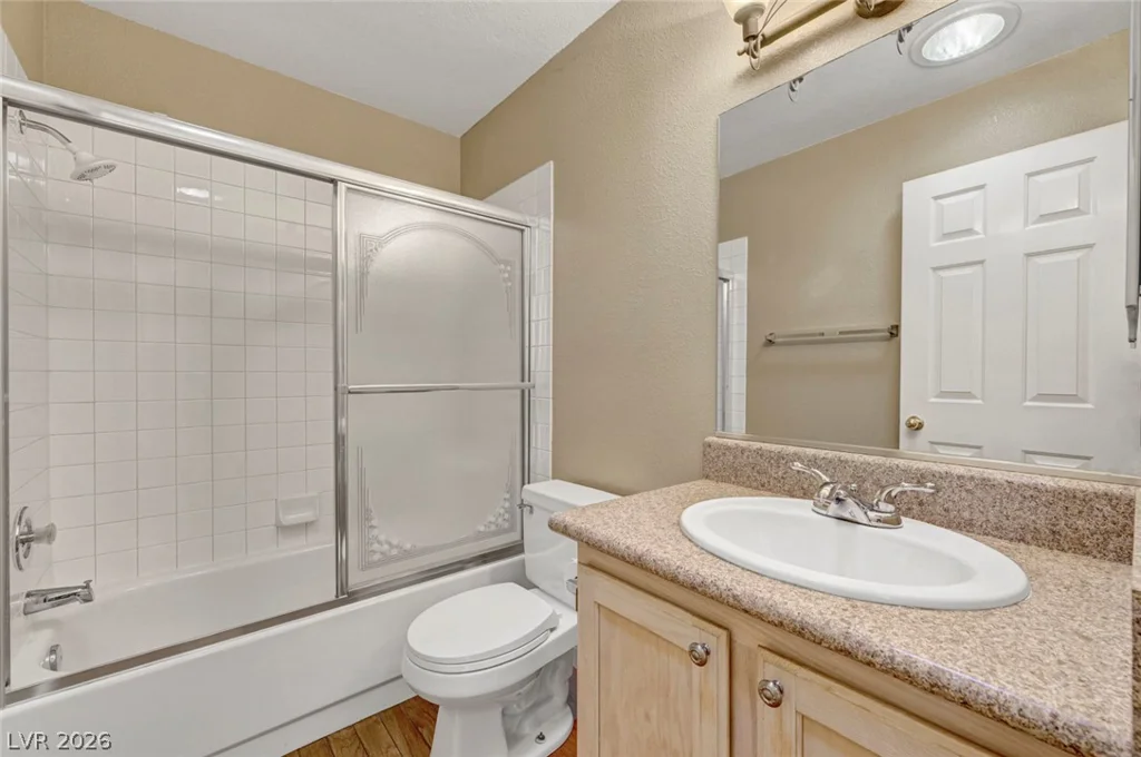 7913 Pottery Creek, Las Vegas, NV 89128
