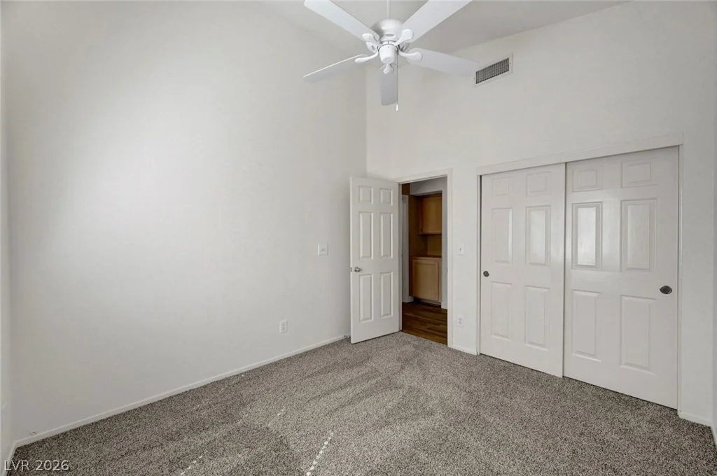 7913 Pottery Creek, Las Vegas, NV 89128