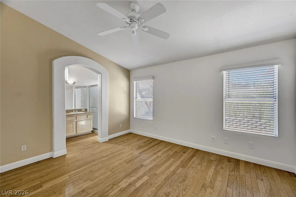 7913 Pottery Creek, Las Vegas, NV 89128