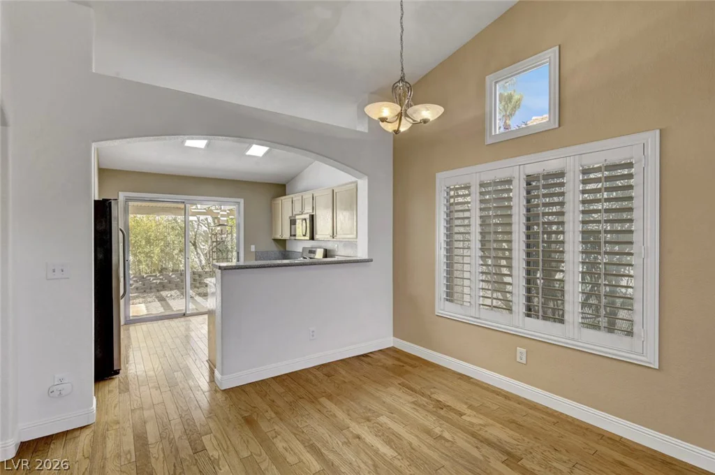 7913 Pottery Creek, Las Vegas, NV 89128