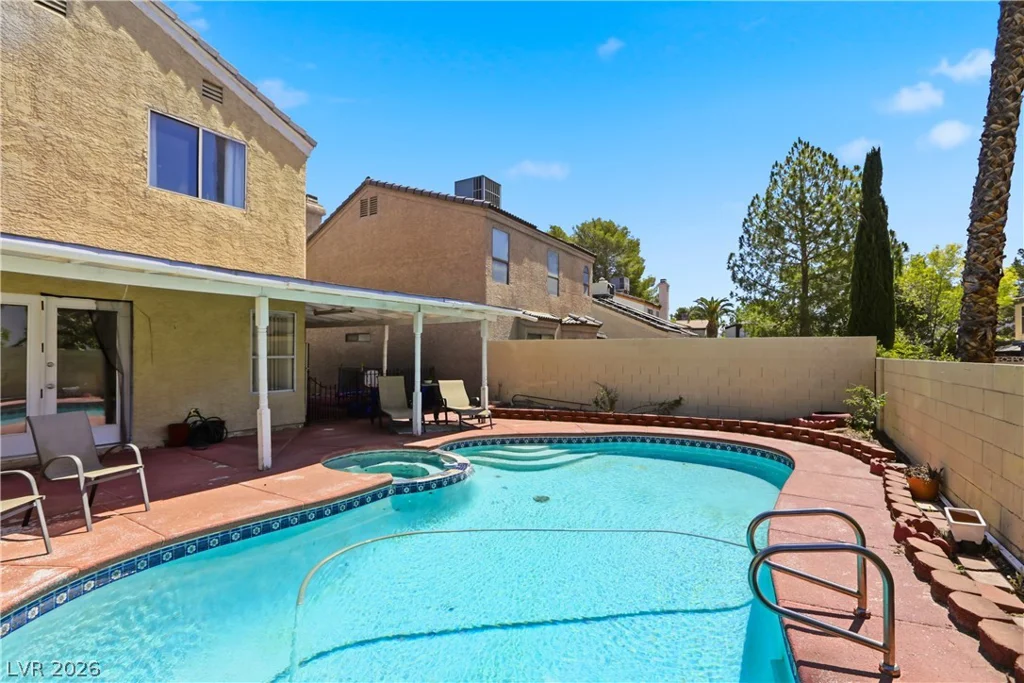 6549 Pepperidge, Las Vegas, NV 89108