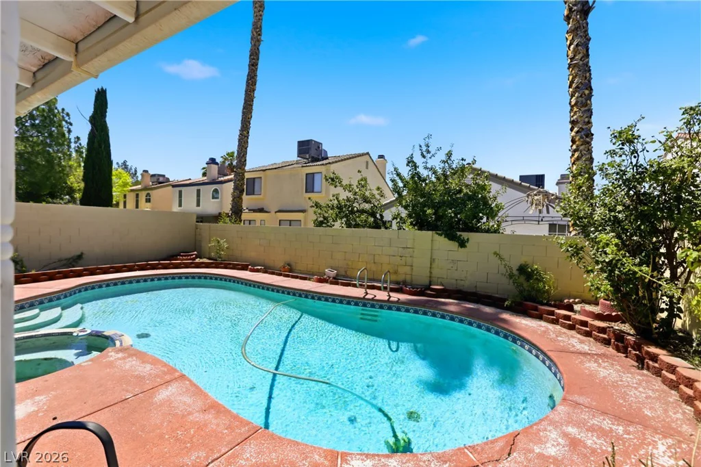 6549 Pepperidge, Las Vegas, NV 89108