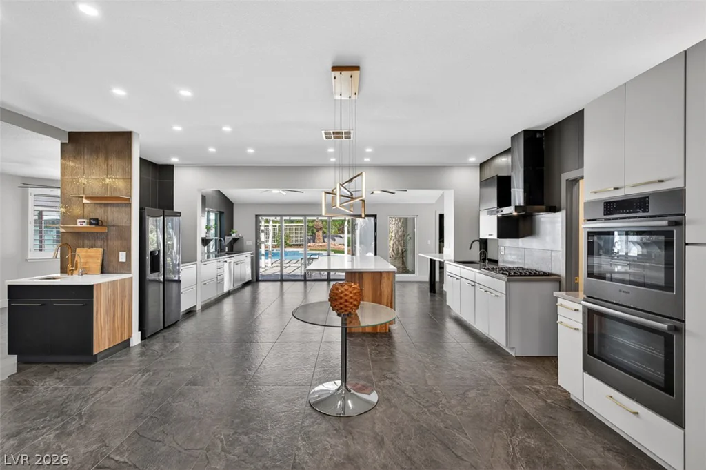 1501 Breeze Canyon, Las Vegas, NV 89117