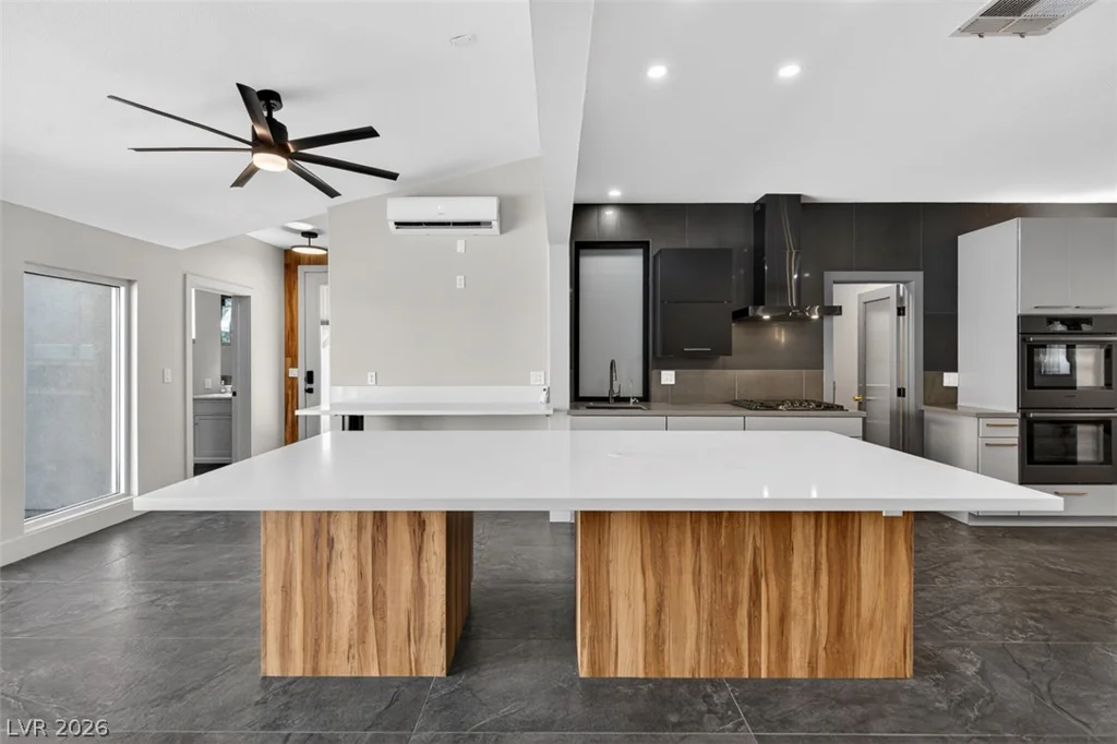 1501 Breeze Canyon, Las Vegas, NV 89117