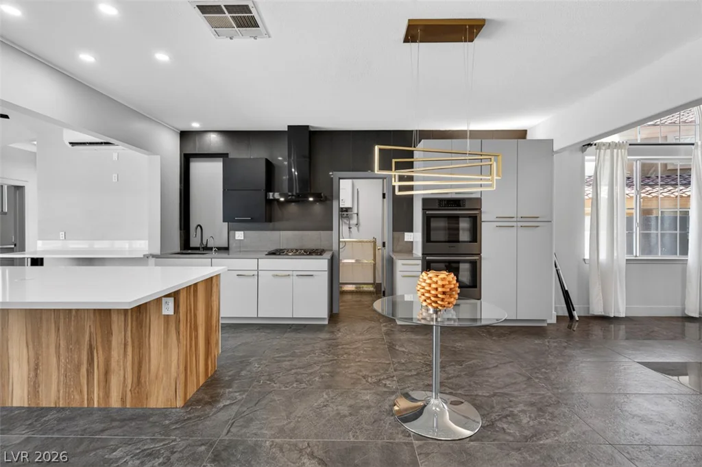 1501 Breeze Canyon, Las Vegas, NV 89117