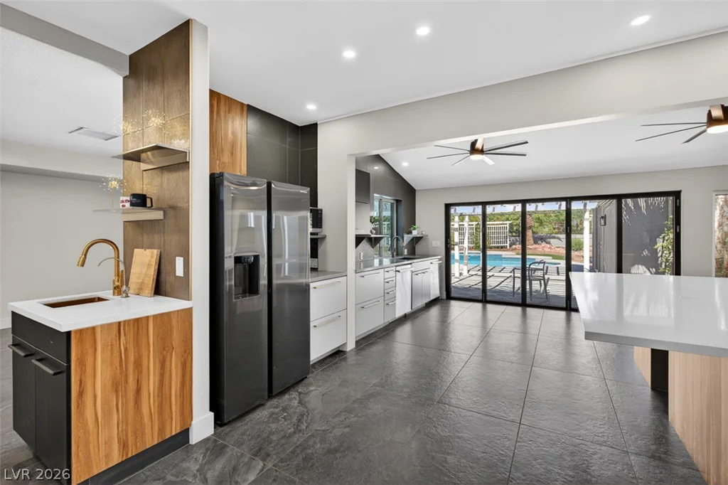 1501 Breeze Canyon, Las Vegas, NV 89117
