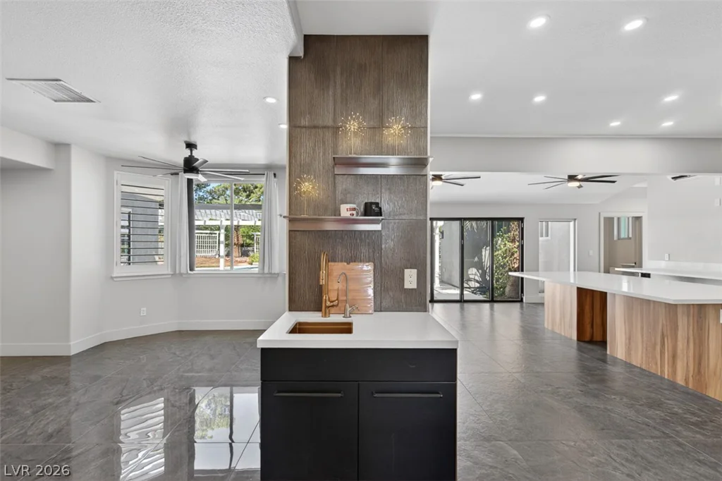 1501 Breeze Canyon, Las Vegas, NV 89117