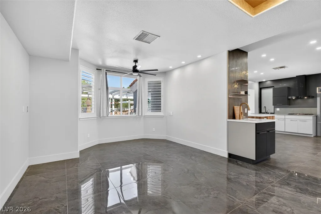 1501 Breeze Canyon, Las Vegas, NV 89117