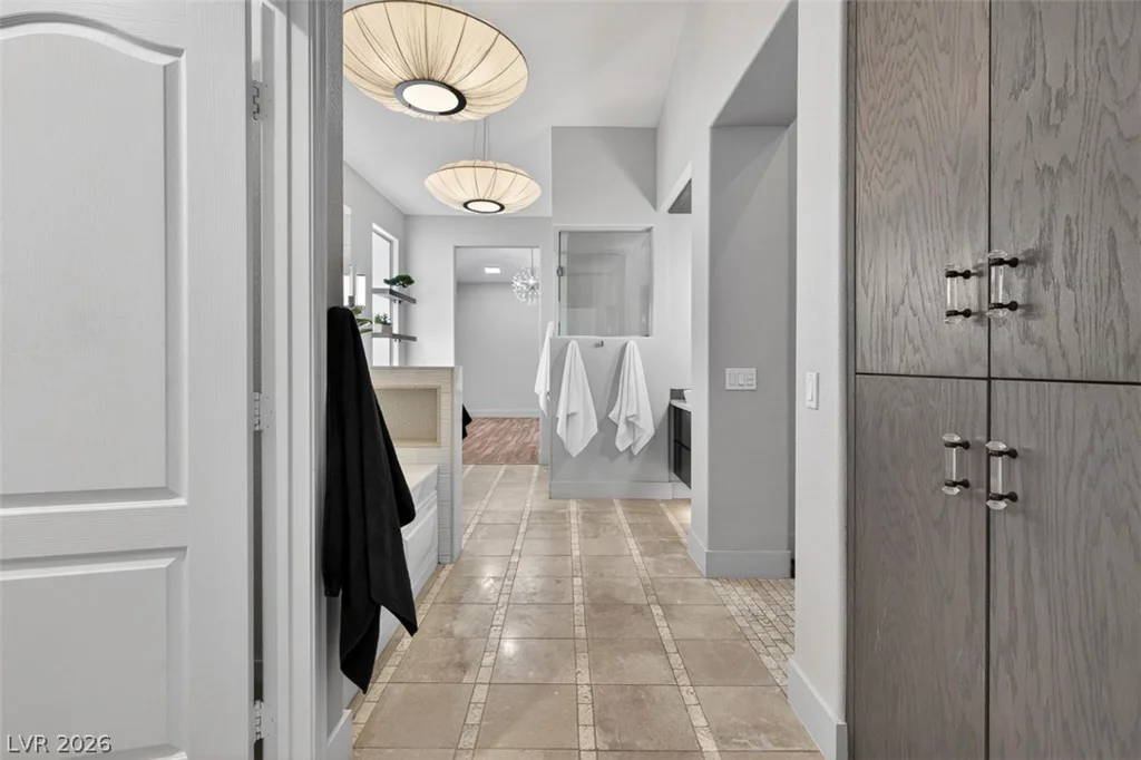 1501 Breeze Canyon, Las Vegas, NV 89117