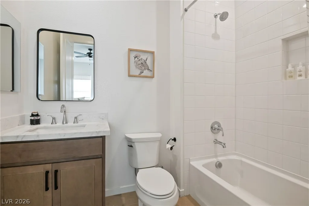 5738 Golden Chase, Las Vegas, NV 89131