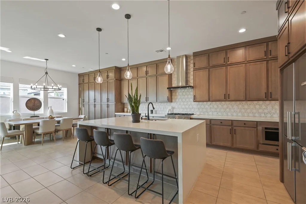 5738 Golden Chase, Las Vegas, NV 89131