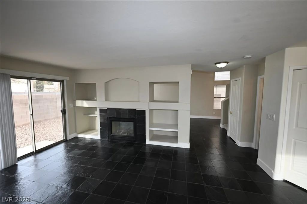 7801 Quill Gordon, Las Vegas, NV 89149
