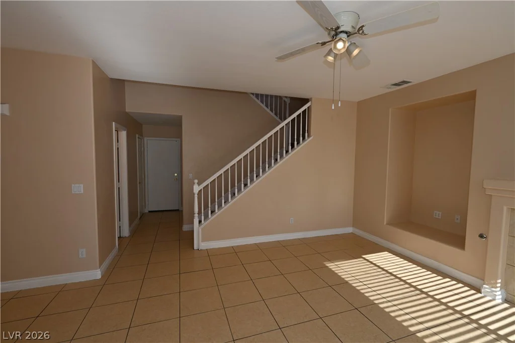 4711 Grand Ridge, Las Vegas, NV 89147