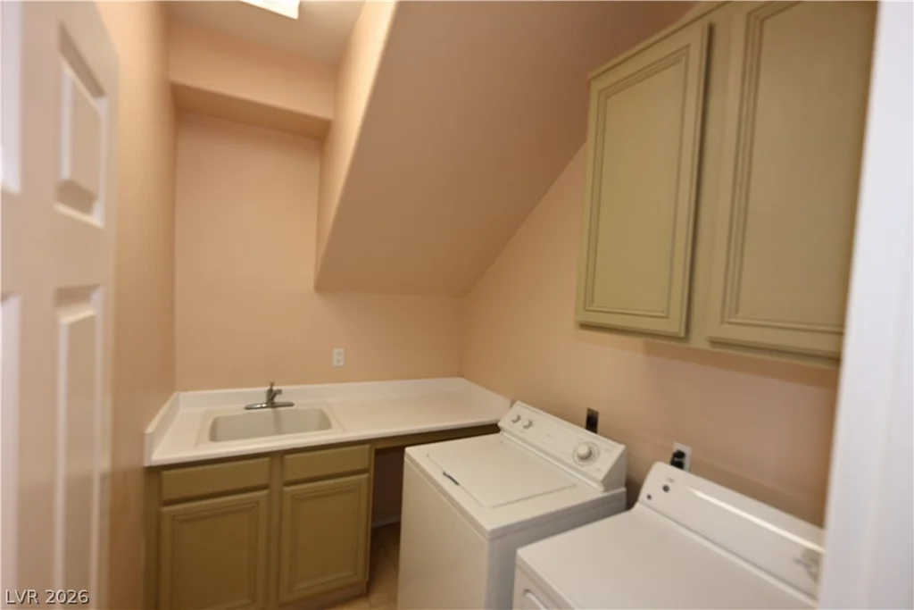 4711 Grand Ridge, Las Vegas, NV 89147