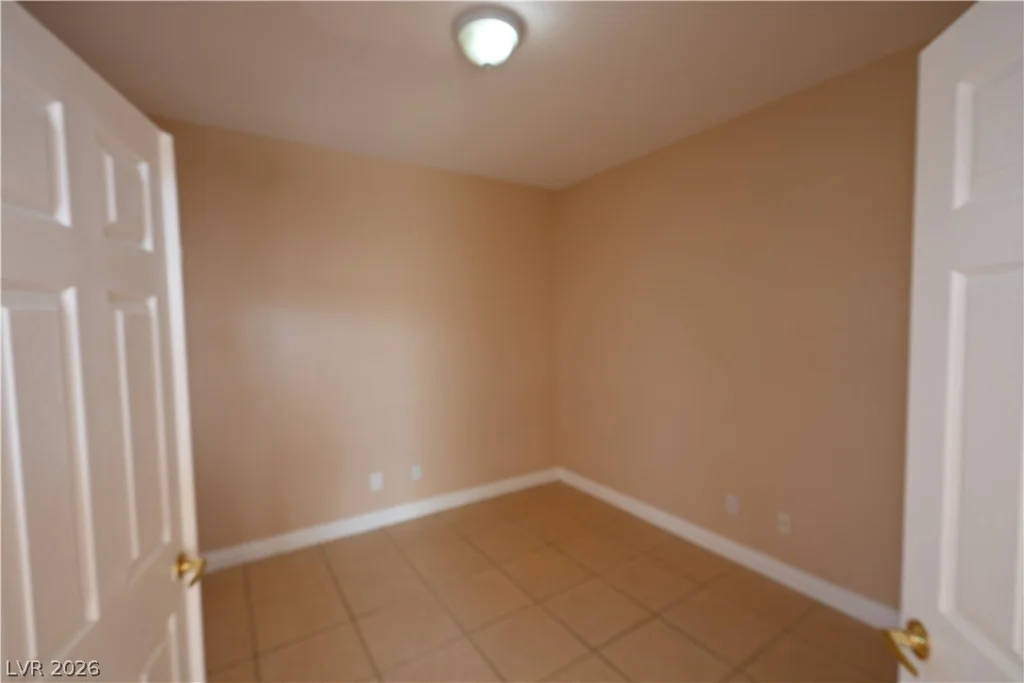 4711 Grand Ridge, Las Vegas, NV 89147