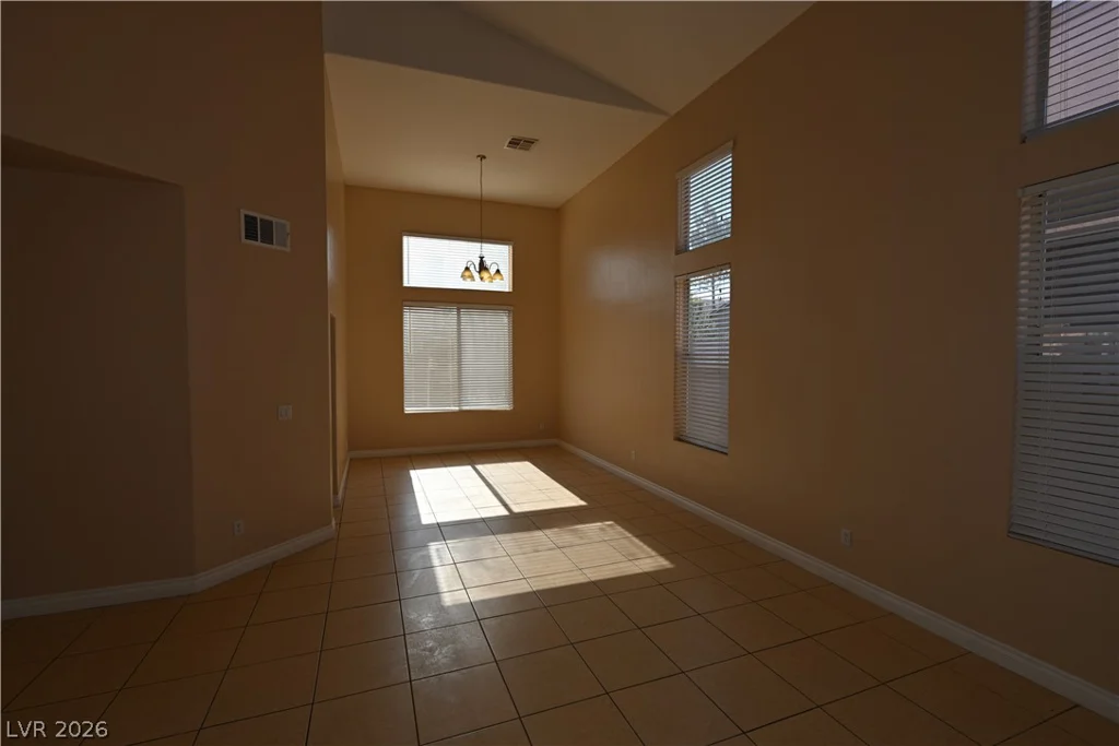 4711 Grand Ridge, Las Vegas, NV 89147